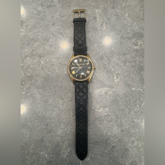Michael Kors Gold and Black Quilted Strap Watch - Picture 4 of 4